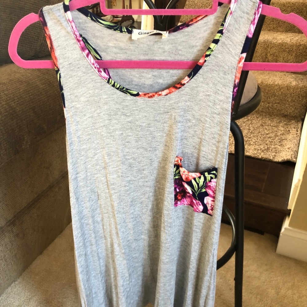 Ginger G gray tank with Hawaiian design